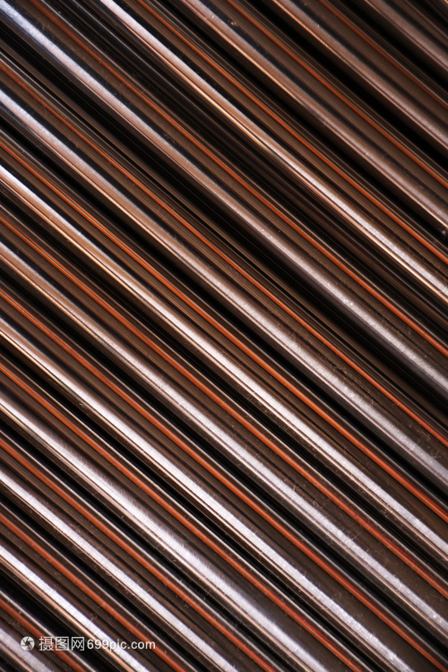 排列整齊的鋼管 工業(yè)美學(xué)與金屬材料的完美融合